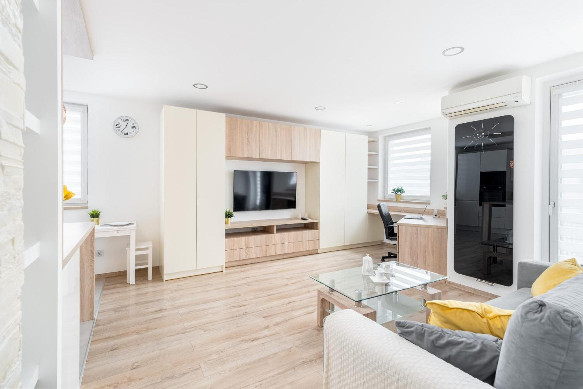 Sunny Kliny Apartment Красков Екстериор снимка
